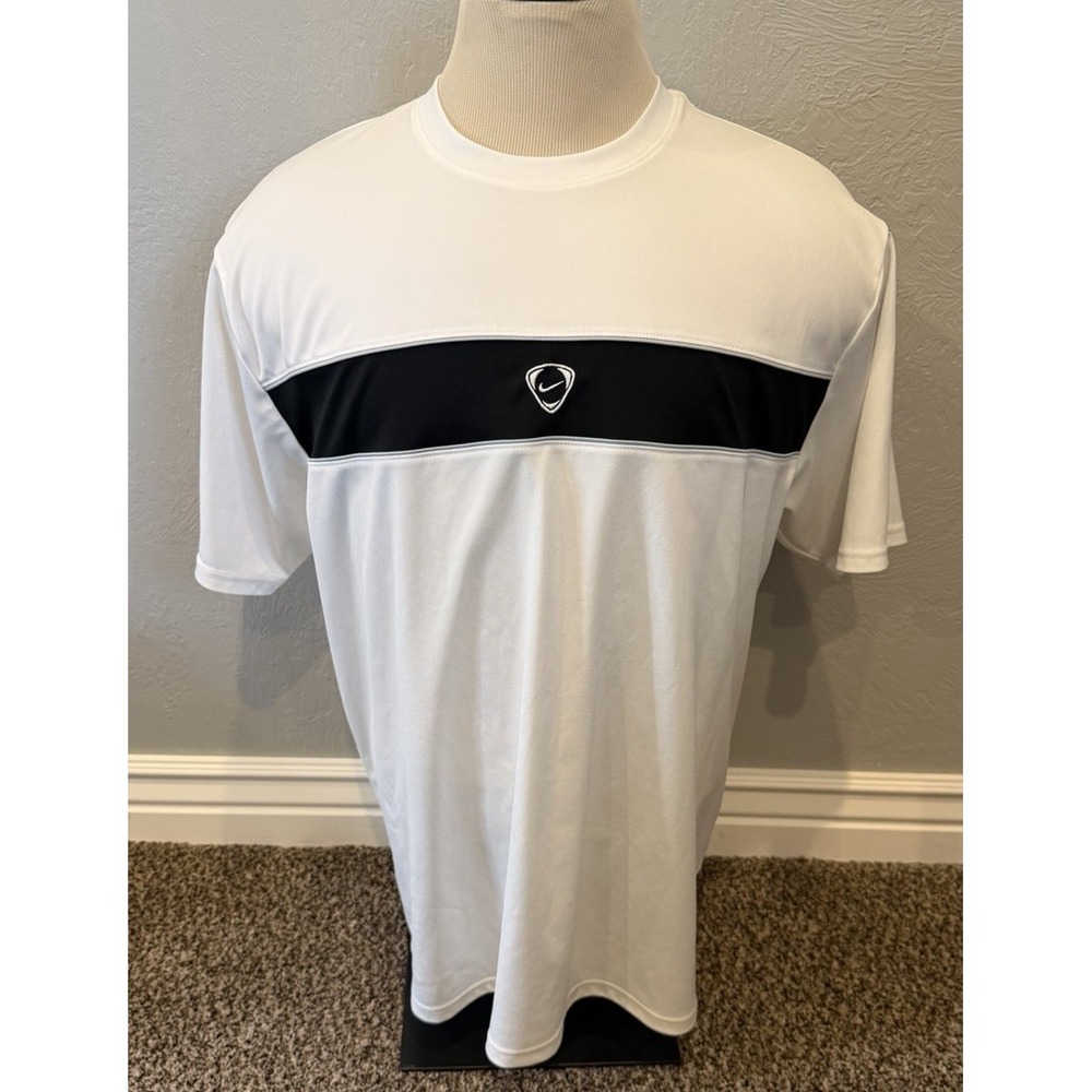 Vintage Nike Active TShirt Mens XL White Embroidered Logo Athletic Crew Neck Y2K